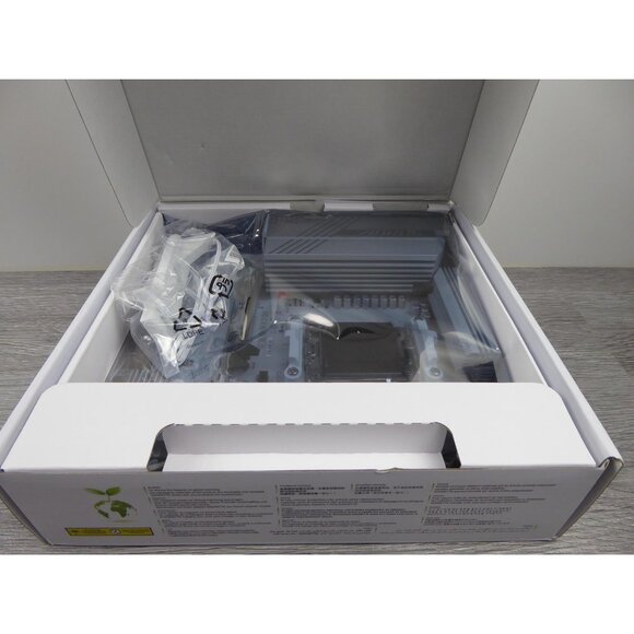 Gigabyte AORUS B650M AORUS ELITE AX ICE Motherboard AM5 DDR5 WiFi 6E mATX 2.5GbE - Picture 5 of 5